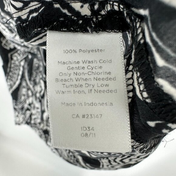 Talbots Paisley Blouse Top Cap Sleeve Satin Boat Neck Black White Work Classic - Picture 7 of 7